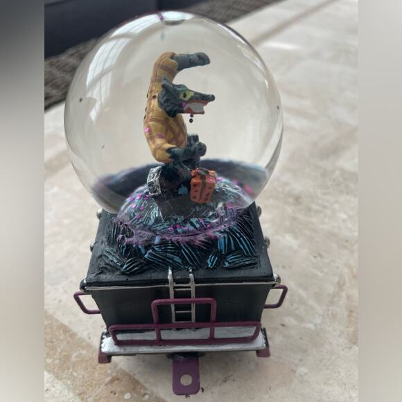 Disney Nightmare Before Christmas glitter globe - Picture 7 of 7